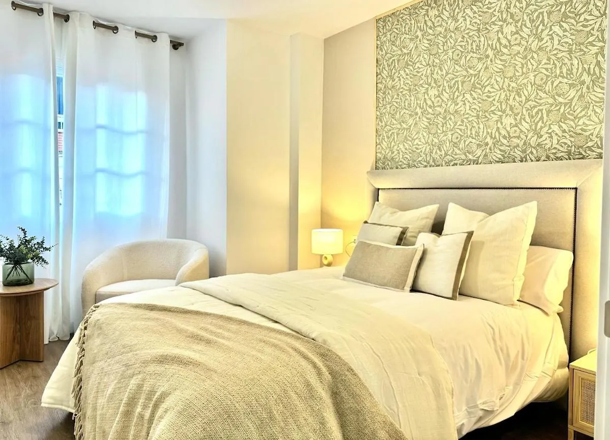 New!! Torre Del Mar Premium, Close To The Beach